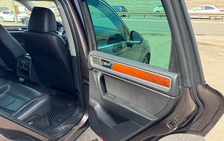 Volkswagen Touareg III, 2010 год, 1 400 000 рублей, 7 фотография
