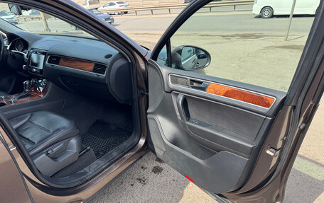 Volkswagen Touareg III, 2010 год, 1 400 000 рублей, 8 фотография