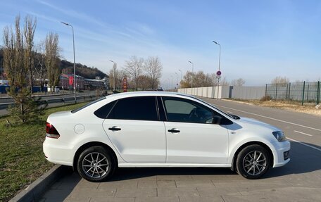 Volkswagen Polo VI (EU Market), 2018 год, 1 200 000 рублей, 4 фотография