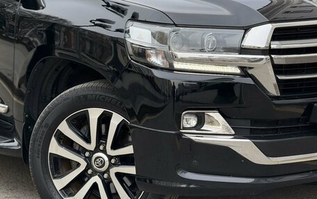 Toyota Land Cruiser 200, 2019 год, 6 400 000 рублей, 15 фотография