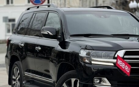 Toyota Land Cruiser 200, 2019 год, 6 400 000 рублей, 14 фотография
