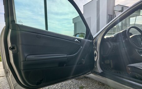 Mercedes-Benz C-Класс, 2002 год, 400 000 рублей, 11 фотография
