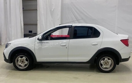 Renault Logan II, 2021 год, 858 000 рублей, 2 фотография