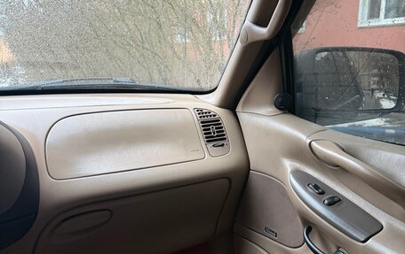 Ford Expedition, 1997 год, 819 000 рублей, 21 фотография