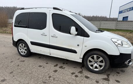 Peugeot Partner II рестайлинг 2, 2011 год, 550 000 рублей, 3 фотография