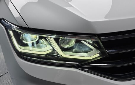 Volkswagen Tiguan II, 2022 год, 3 378 000 рублей, 5 фотография