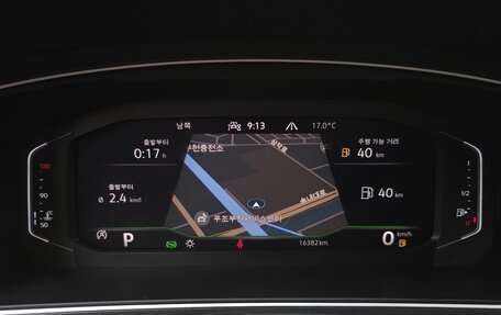 Volkswagen Tiguan II, 2022 год, 3 378 000 рублей, 10 фотография