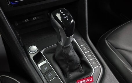 Volkswagen Tiguan II, 2022 год, 3 378 000 рублей, 11 фотография