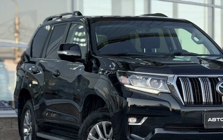 Toyota Land Cruiser Prado 150 рестайлинг 2, 2017 год, 5 300 000 рублей, 11 фотография