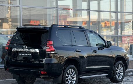 Toyota Land Cruiser Prado 150 рестайлинг 2, 2017 год, 5 300 000 рублей, 19 фотография