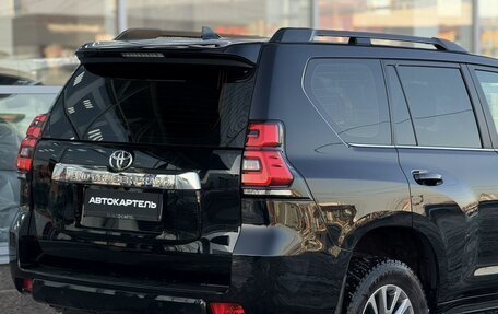 Toyota Land Cruiser Prado 150 рестайлинг 2, 2017 год, 5 300 000 рублей, 20 фотография