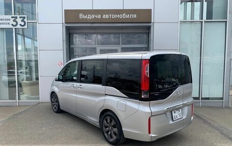 Honda Stepwgn IV, 2020 год, 2 000 000 рублей, 7 фотография