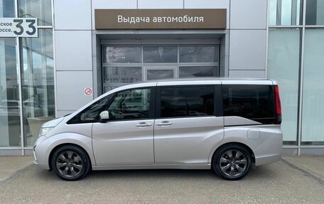 Honda Stepwgn IV, 2020 год, 2 000 000 рублей, 8 фотография