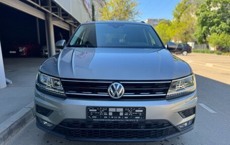 Volkswagen Tiguan II, 2020 год, 2 150 000 рублей, 2 фотография