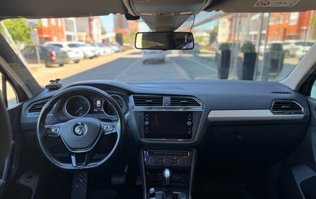 Volkswagen Tiguan II, 2020 год, 2 150 000 рублей, 13 фотография