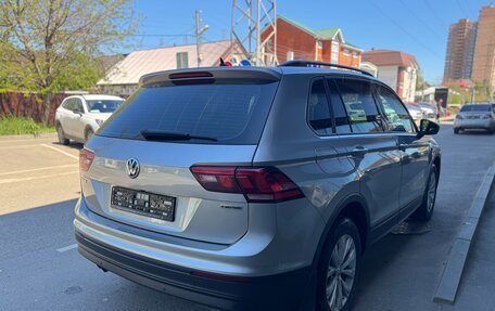 Volkswagen Tiguan II, 2020 год, 2 150 000 рублей, 4 фотография