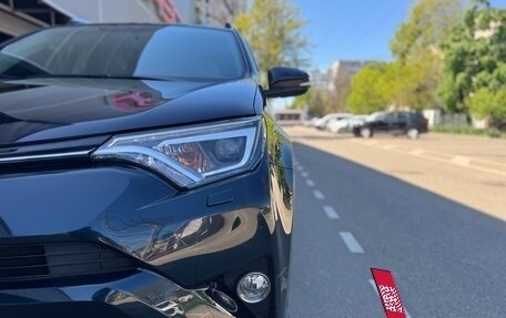 Toyota RAV4, 2018 год, 2 350 000 рублей, 8 фотография