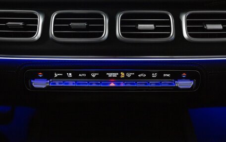 Mercedes-Benz GLE, 2025 год, 15 500 000 рублей, 25 фотография