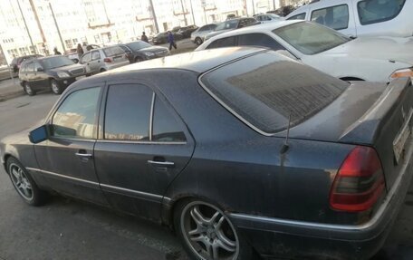 Mercedes-Benz C-Класс, 1993 год, 150 000 рублей, 2 фотография