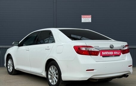 Toyota Camry, 2012 год, 1 500 000 рублей, 4 фотография