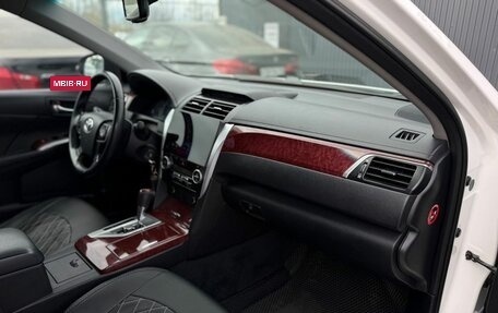 Toyota Camry, 2012 год, 1 500 000 рублей, 18 фотография