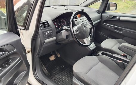 Opel Zafira B, 2013 год, 600 000 рублей, 9 фотография