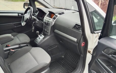 Opel Zafira B, 2013 год, 600 000 рублей, 15 фотография