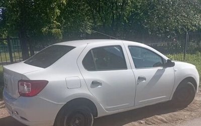 Renault Logan II, 2015 год, 650 000 рублей, 1 фотография