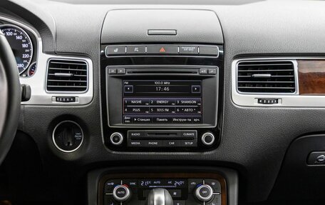 Volkswagen Touareg III, 2015 год, 3 098 000 рублей, 21 фотография