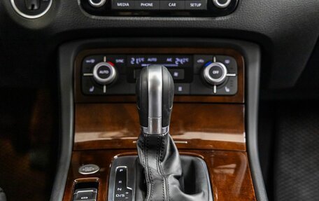 Volkswagen Touareg III, 2015 год, 3 098 000 рублей, 25 фотография