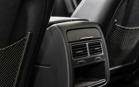 Volkswagen Touareg III, 2015 год, 3 098 000 рублей, 32 фотография