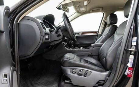 Volkswagen Touareg III, 2015 год, 3 098 000 рублей, 30 фотография