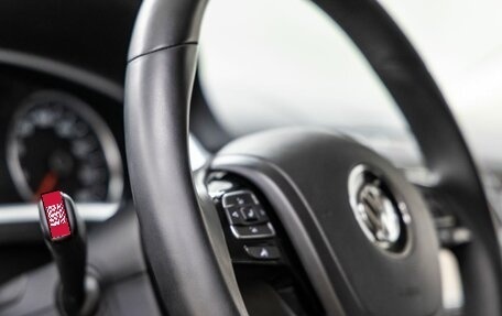 Volkswagen Touareg III, 2015 год, 3 098 000 рублей, 34 фотография