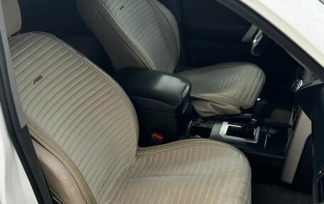 Toyota Land Cruiser Prado 150 рестайлинг 2, 2011 год, 2 150 000 рублей, 15 фотография