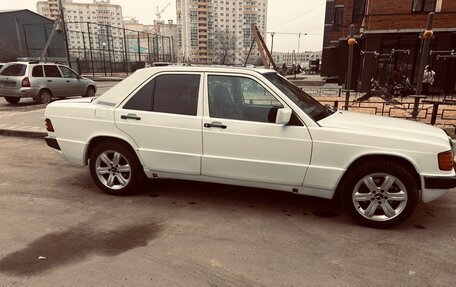 Mercedes-Benz 190 (W201), 1986 год, 290 000 рублей, 2 фотография