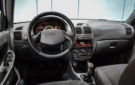 Hyundai Accent II, 2011 год, 450 000 рублей, 6 фотография