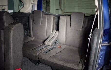 Honda Freed I, 2011 год, 1 350 000 рублей, 13 фотография