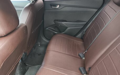 Hyundai Solaris II рестайлинг, 2018 год, 1 200 000 рублей, 20 фотография