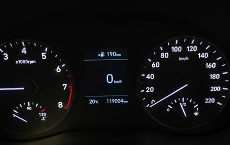 Hyundai Solaris II рестайлинг, 2018 год, 1 200 000 рублей, 15 фотография