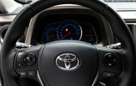 Toyota RAV4, 2013 год, 1 790 000 рублей, 13 фотография