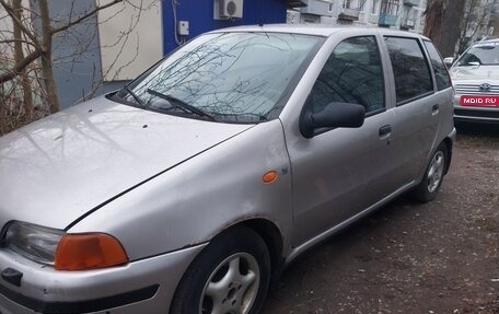 Fiat Punto III Punto Evo рестайлинг, 1998 год, 150 000 рублей, 1 фотография