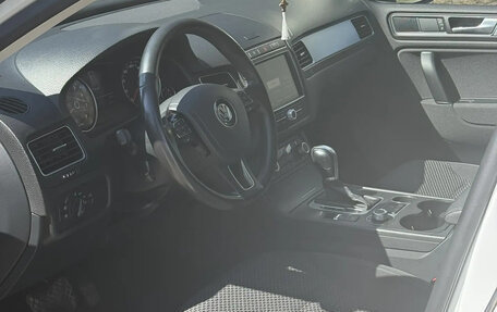 Volkswagen Touareg III, 2017 год, 3 200 000 рублей, 8 фотография