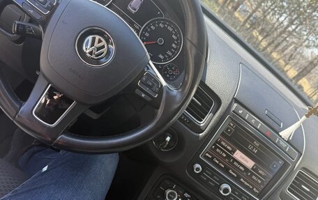 Volkswagen Touareg III, 2017 год, 3 200 000 рублей, 10 фотография