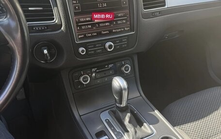 Volkswagen Touareg III, 2017 год, 3 200 000 рублей, 11 фотография