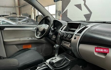 Mitsubishi Pajero Sport II рестайлинг, 2011 год, 1 529 900 рублей, 8 фотография