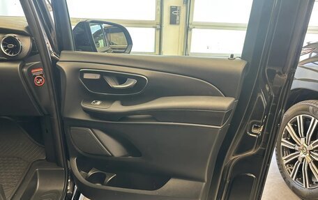 Mercedes-Benz V-Класс, 2021 год, 7 990 000 рублей, 18 фотография