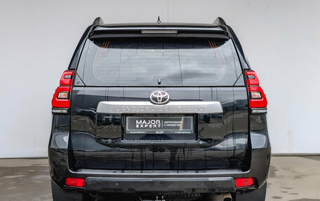 Toyota Land Cruiser Prado 150 рестайлинг 2, 2021 год, 6 700 000 рублей, 6 фотография