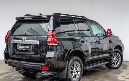 Toyota Land Cruiser Prado 150 рестайлинг 2, 2021 год, 6 700 000 рублей, 5 фотография