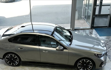 BMW 5 серия, 2025 год, 6 759 500 рублей, 4 фотография