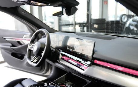 BMW 5 серия, 2025 год, 6 759 500 рублей, 18 фотография